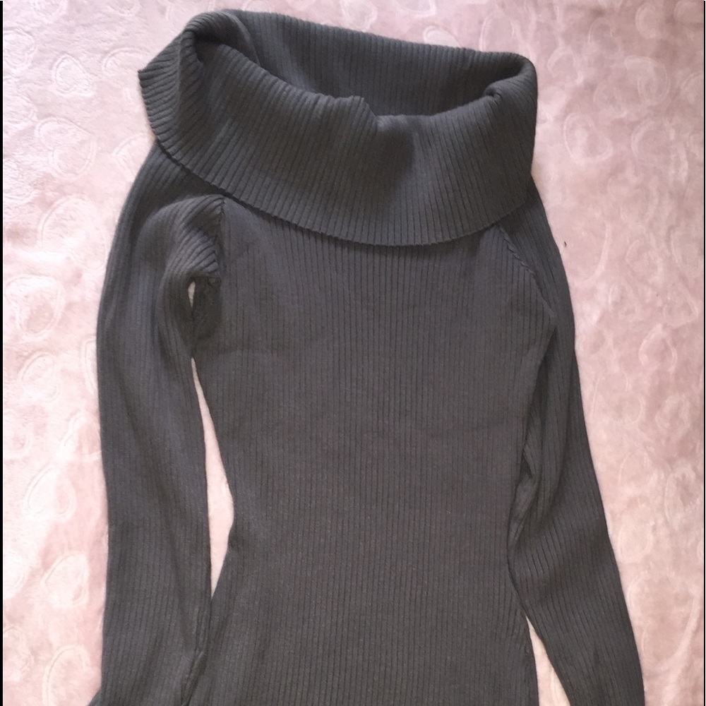 Turtle neck dress